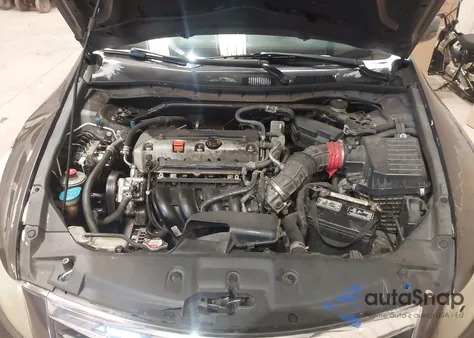 2011 Honda Accord 2.4 Ex-L from USA, damaged, VIN 1HGCP2F88BA148249